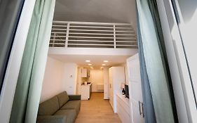 Apulia Home
